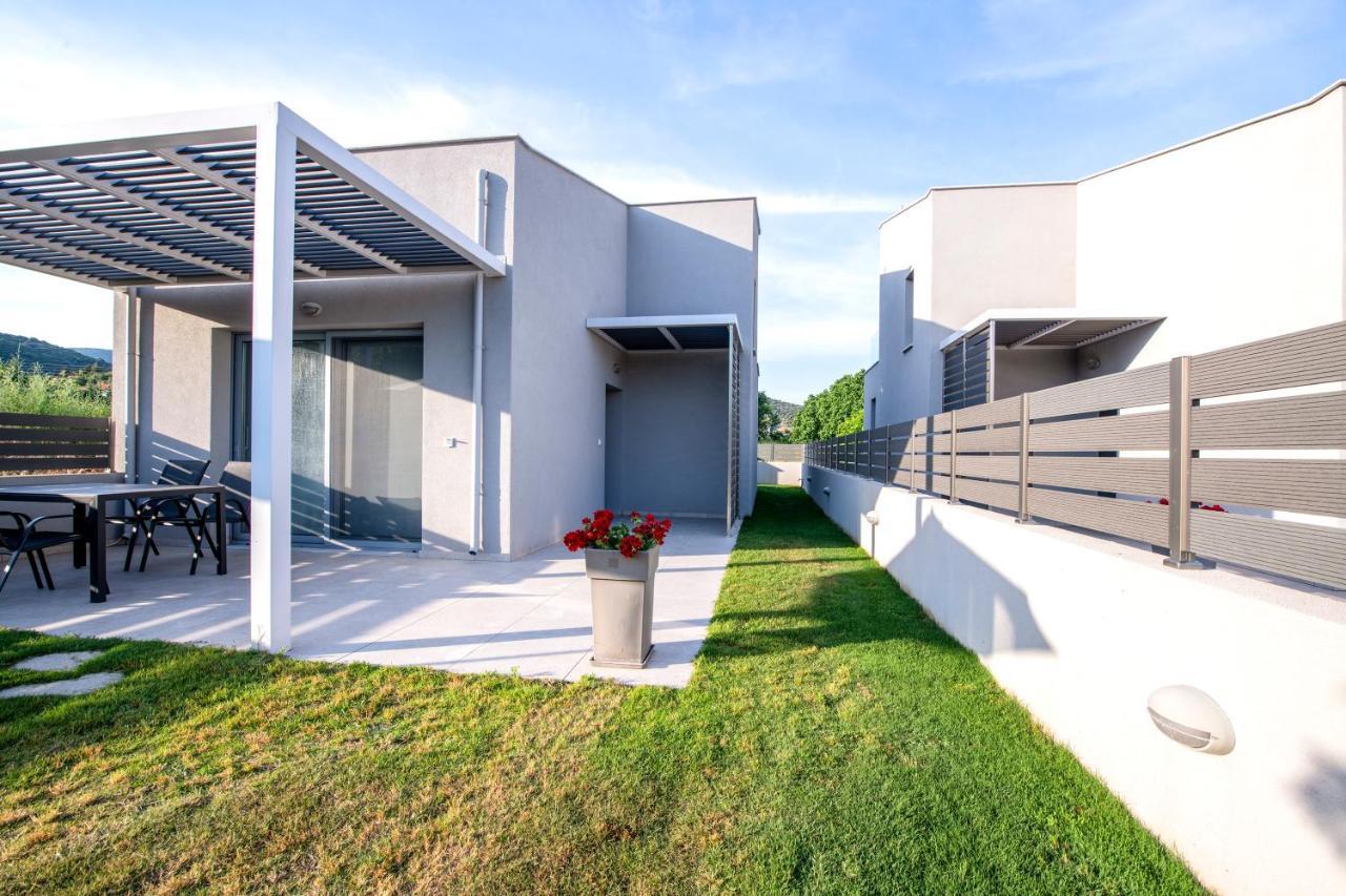 Ag Luxury Villas, Iraklitsa Nea Iraklitsa Exterior photo